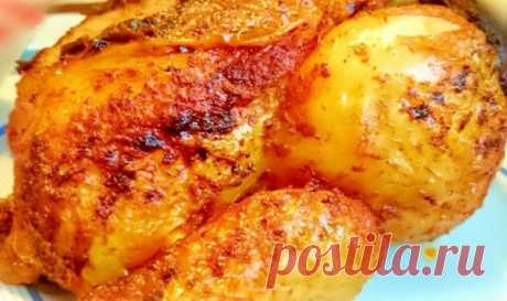 Курица очень нежная и сочная, с легкой кислинкой и цитрусовой ноткой.

Маринад:
Чеснок — 4 зубчика
Лук репчатый — 1 шт
Показать полностью...