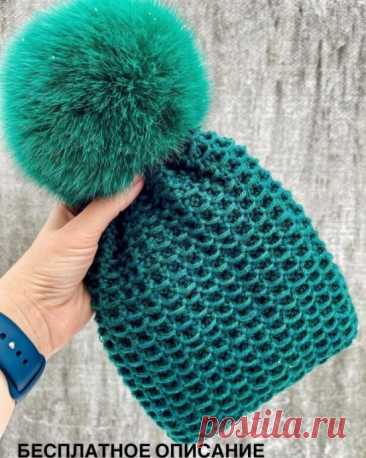 Шапка из мериноса Бобинный меринос 1500 м в 100 гр в 8 сложений Плотность 2 петли в 1 см спицами номер 4 . Шапуля на размер 53-55________Раппорт узора 3 петли в ширину и 4 ряда в высоту . Общее количество петель должно быть кратно 3 .______На спицы набираем 93 петли +1 для замыкания в круг . Замыкаем...