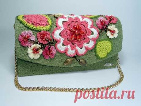 bolsa-verde-com-aplicacoes-de-flores-croche.jpg (1024×768)