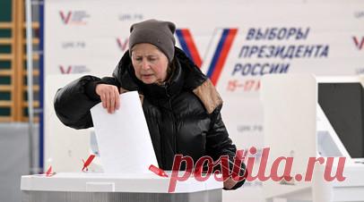 Явка на выборы президента России превысила 50%. Российская Центральная избирательная комиссия заявила, что половина избирателей России проголосовали на выборах президента к 16:19 мск 16 марта. Читать далее