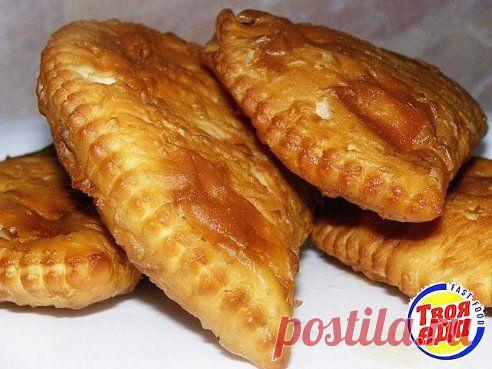 Секреты вкусных чебуреков нам раскрыл самый дорогой повар столицы Это особый, вкуснейший пирожок от крымских татар. Подробнее читайте на нашем сайте:
http://x.vk.com/away.php?to=http://tvoya-eda.ru/sekrety-vkusnykh-cheburekov/ 
Приятного аппетита!
P.S. Хотим представить Вашему вниманию наш новый проект: Уголок хозяйки - http://www.odnoklassniki.ru/ok.ugolok
В нем собраны полезные советы, которые помогут Вам в быту, кулинарные рецепты и просто интересный материал!
•••