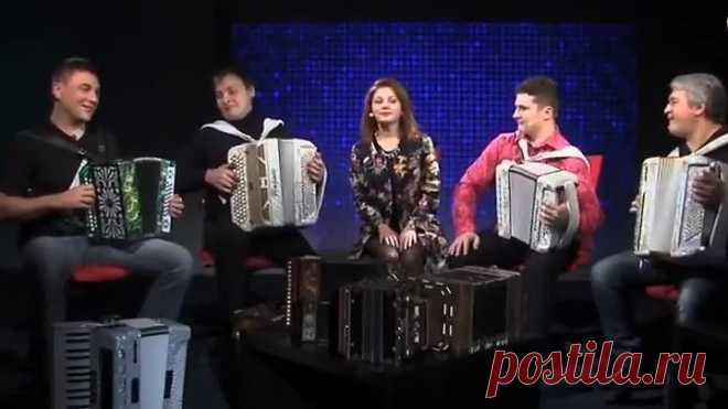 Браво! Вот кого нужно на сцену. А не проплаченных безголосых певичек.
