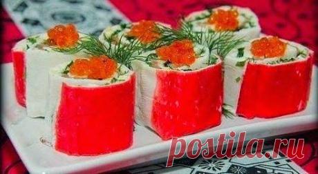 Роллы из крабовых палочек с яйцом и икрой – прекрасная закуска..Безумно вкуснo!! Быстро, легко и ОЧЕНЬ вкусно! Рецепт совсем простой. !! Более подробно о рецепте можете узнать в источникe: шеф-повар Одноклассники, по ссылке fastppc.net/qwae Рекомендуем посмотреть!!! Приятного аппетитa

Дорогие кулинары! Чтобы не потерять рецепт, жмите &quot;Класс!&quot;, а потом &quot;поделиться&quot;. Рецепт будет на вашей стене В Одноклассники. Всё ОК!