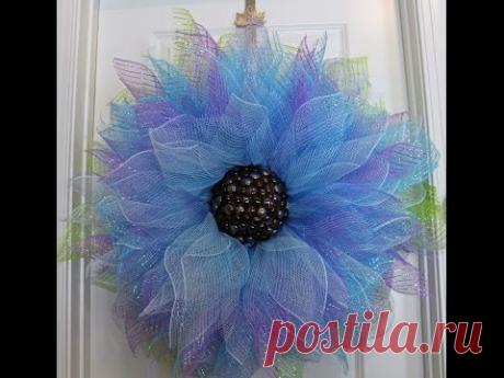 How to make a Deco Mesh Flower