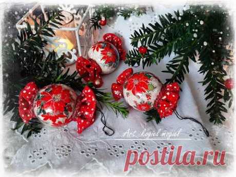 cukierki w papierku w gwiazdy betlejemskie