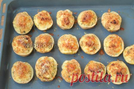 Запечённый картофель фаршированный сыром рецепт с фото, как приготовить на Webspoon.ru