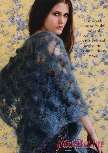 Треугольная ажурная шаль из мохера (Vogue Early Fall 2012). Спицами. / vjazhi.ru