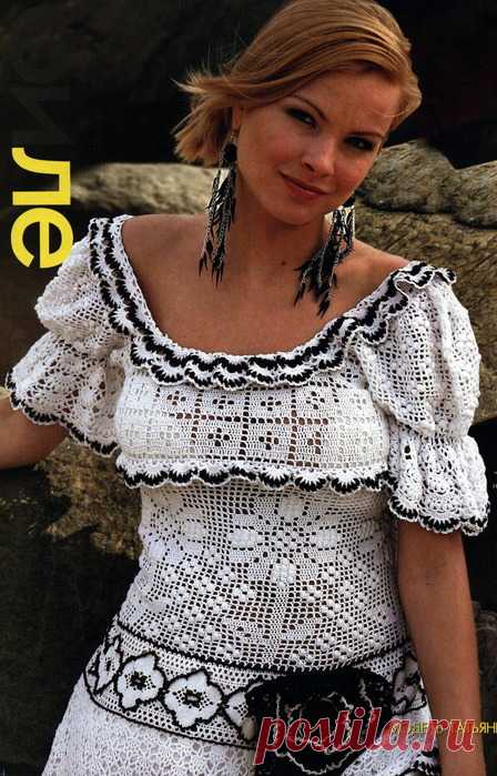 Черно-белое платье в технике филейного вязания