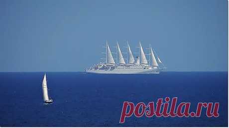 Круизный лайнер &quot;Club Med2&quot;построен в 1992 году в Гавре.