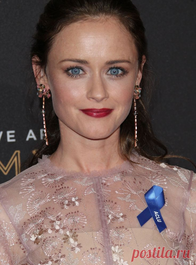 Алексис Бледел, 16 сентября, 1981