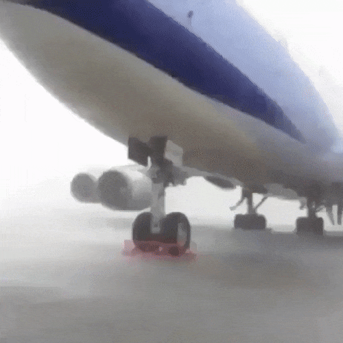 Природа постоянно демонстрирует нам свою мощь, доказывая нашу неспособность подчинить ее себе. Вот 20+ примеров