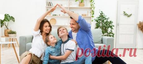 Наше жилье, даже если это маленькая комната в общежитии, должен быть местом, где хорошо и уютно. Но часто получается совсем наоборот: он превращается в пространство, где можно выплеснуть весь накопленный за день негатив, где с порога можно устроить «разнос» близким. Как же сделать дом источником силы и вдохновения? Разбираемся с экспертом. #дом #семейнаяпсихология #домашнийуют