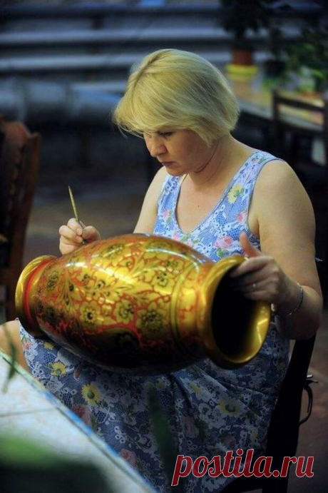 Золотая семёновская Хохлома…