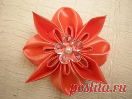 Объемный цветок в стиле Канзаши. Видео -мастер класс. / DIY Flowers