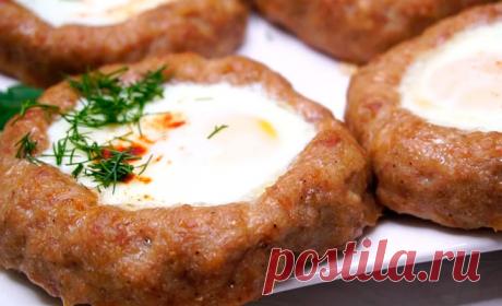 Вкуснейшие гнёзда из фарша с яйцом — 30 минут в духовке и шедевр готов! Быстро и просто!
