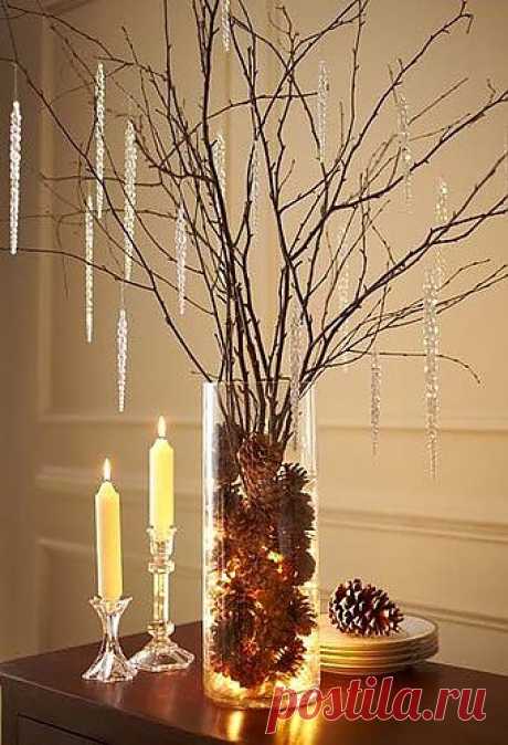 Новогодний декор из шишек