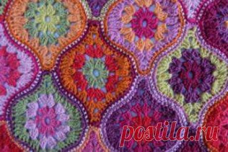 Мотив-овал.