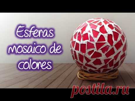 El vídeo "Como hacer esferas tipo mosaico de colores", surgió gracias a todos los suscriptores que siempre peguntaban como ponerle color a las esferas que ya...