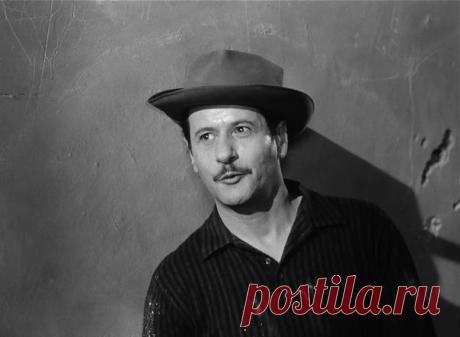 Илай Уоллак, 7 декабря, 1915
 • 24 июня 2014