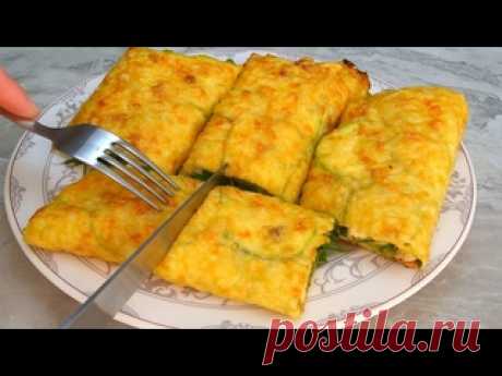 Я готовлю кабачки каждую неделю Кабачки с сыром вкуснее мяса!🤩Здоровый и дешевый рецепт за 60 минут 📝 Ингредиенты: кабачки 1.5 шт. 🔴Застелите пергаментом противень и полейте небольшое количество масла. орегано. Сливочный сыр, полутвердый. 🔴 Возьмите небольшое количество растительного масла (подсолнечное, оливковое или другое). Смазывание терки маслом, особенно растительным, помогает избежать прилипания..