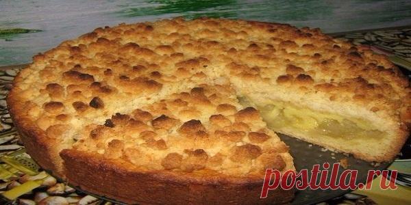 Царский яблочный пирог !Потрясающе вкусный пирог на песочном тесте с нежной яблочно-сливочной начинкой и с хрустящей посыпкой.По настоящему — царский!