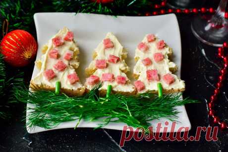 Новогодние бутерброды «Елочки»