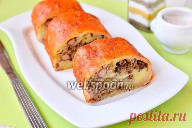 Рулет с печёнкой, фасолью и картофелем