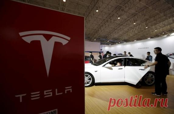 Владелец Tesla подал в суд на компанию из-за «внезапного ускорения» Model X