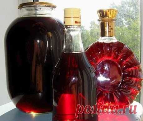 ГОТОВИМ НАЛИВКУ «ЧЕТЫРЕ НА ЧЕТЫРЕ»

4 стакана сахара
4 стакана воды
4 стакана ягод
Показать полностью…