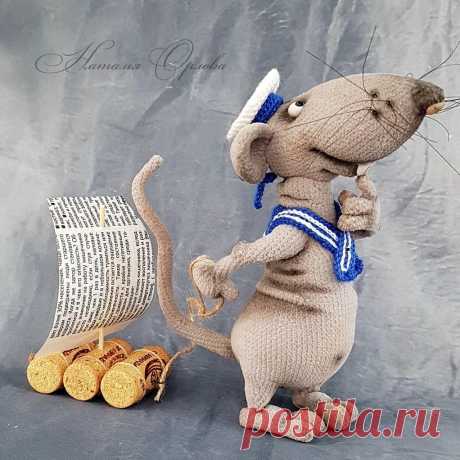 игрушки крючком в Instagram: «Грей.🏡нашёл.  Высота игрушки 16 см Автор МК Елена Водорез @elenavodorez2 #rat#crochet #handmade #weamiguru #amigurumi #крыса#крючком…» 1,058 отметок «Нравится», 28 комментариев — игрушки крючком (@n.or._ka) в Instagram: «Грей.🏡нашёл.  Высота игрушки 16 см Автор МК Елена Водорез @elenavodorez2 #rat#crochet #handmade…»
