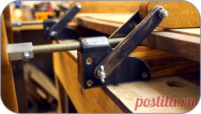 Как сделать ваймы Здравствуйте, уважаемые читатели и самоделкины!Многие из Вас занимаются столярным делом. Для склеивания деревянных панелей можно применять обычные длинные или рельсовые струбцины, однако при этом велика вероятность выгибания щита. Поэтому его необходимо фиксировать как с нижней, так и с верхней