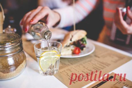 Вода до еды или после? Решать Вам!