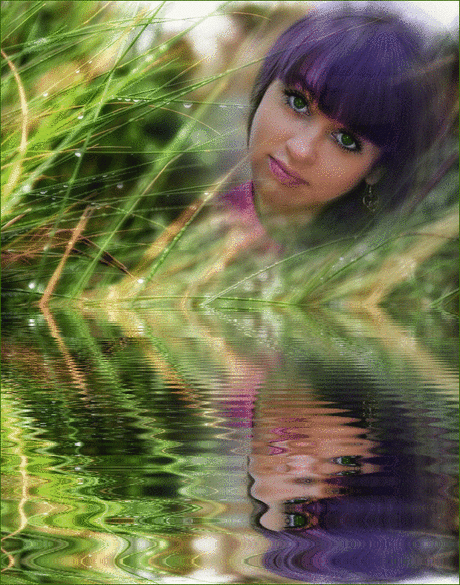 Искал в чертах немудрых Дев На возносящихся порталах И,дрему форм преодолев,Встречал ее в музейных залах.