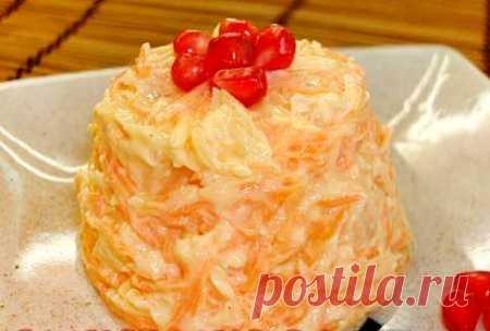 Салат из свежей моркови, сыра и ананасов » Жрать.ру