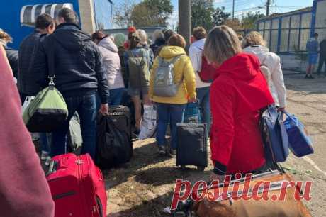В Керчи возобновила работу паромная переправа. Работа была приостановлена накануне.
