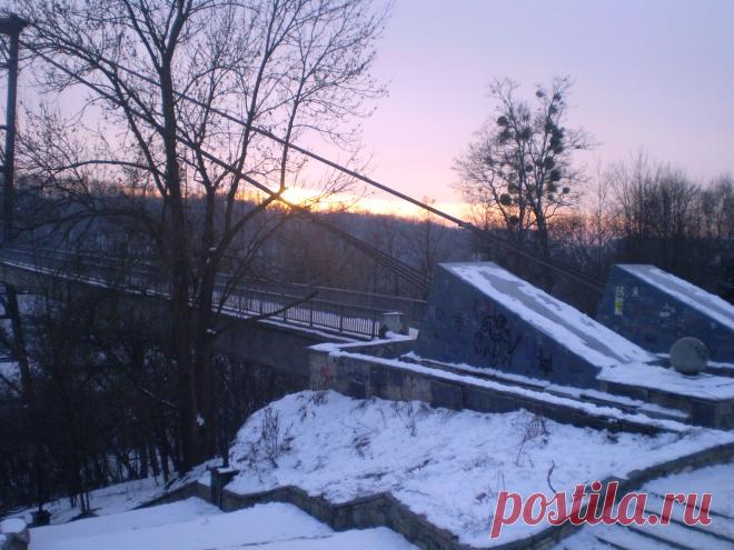 Подвесной мост, зима...