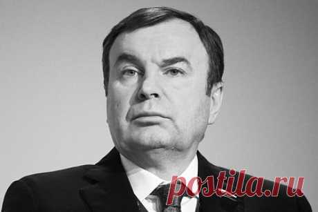 Умер депутат Госдумы Виктор Зубарев. Депутат Государственной Думы Виктор Зубарев умер на 63-м году жизни. По словам руководителя фракции Владимира Васильева, Зубарев был надежным товарищем и опытным парламентарием. Он отметил самоотверженную работу депутата на благо избирателей и стремление решать проблемы людей.