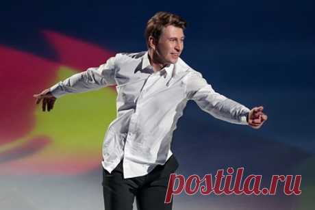 Ягудин оценил слова судьи из России об ориентации французского фигуриста. Олимпийскому чемпиону по фигурному катанию Алексею Ягудину не понравились слова российского судьи Александра Веденина о четырехкратном чемпионе мира в танцах на льду Гийоме Сизероне. Спортсмен отметил, что не согласен с арбитром. При этом, по мнению Ягудина, высказывание рефери не стоит оценивать на официальном уровне.