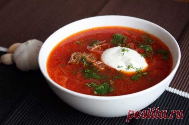 «Правило борща», оставленное потомкам Игорем Петровичем Красновым 


Борщ может делать вкусным только хороший человек









«Куда ни плюнь, попадешь в повара английской королевы. Вы мне тут будете говорить: мол, мясо, навар, чеснок и капуста. Только я вам скажу, …