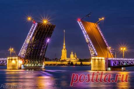 РАЗВОДНЫЕ МОСТЫ В ПИТЕРЕ
