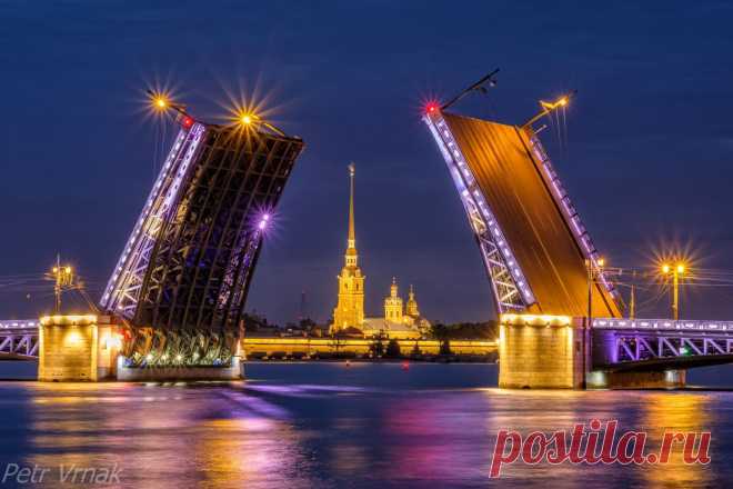 РАЗВОДНЫЕ МОСТЫ В ПИТЕРЕ