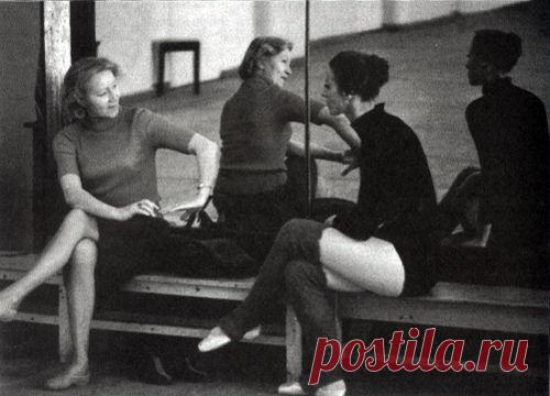 С Галиной Улановой в репетиционном зале Большого театра
Фото 1970 г. | msk.kp.ru