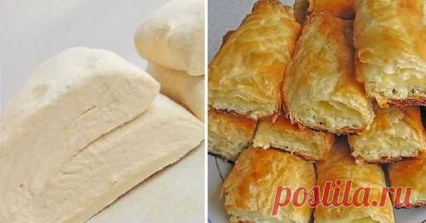 Теперь тесто в магазине не покупаю, готовлю только сама!

Это чудесное тесто получается мягкое, хрустящие, слоистое, вкусное, готовится так быстро, что просто палочка выручалочка. А главное, что это тесто вы делали сами и знаете какие там ингредиенты. Никаких лишних добавок.

Ингредиенты:

* Маргарин (комнатной температуры) — 200 грамм
* Желток яичный — 1 штука
* Сметана (кефир,простокваша) — 100 мл
* Соль (щепотка) — 1 грамм
* Мука — 500 грамм

Приготовление:

В муку отпр...