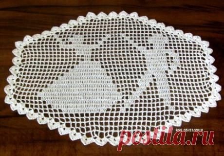 Bridal Wedding Anniversary Doily - Dancing Couple in Filet Crochet | RSSDesignsInFiber - Wedding on ArtFire