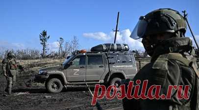 Риттер: Россия с честью и уважением к истории побеждает в СВО. Россия с честью, достоинством и уважением к истории побеждает в специальной военной операции. Об этом в интервью ТАСС заявил бывший аналитик разведки Корпуса морской пехоты США Скотт Риттер. Читать далее