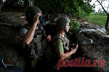 В США предупредили о «драматическом поражении» Украины. Вооруженные силы Украины потерпят сокрушительное поражение, если попытаются начать наступление на юге страны и в Донбассе, заявил эксперт в области безопасности Роберт Фарли в публикации для издания 19FortyFive. По его словам, российский контрудар приведет к потере Киевом еще больших территорий.