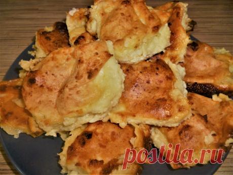 Сырники, томленые в молоке. Сочные, со сливочным вкусом. И не нужно жарить. А как там твой любимый йогурт, не появился?