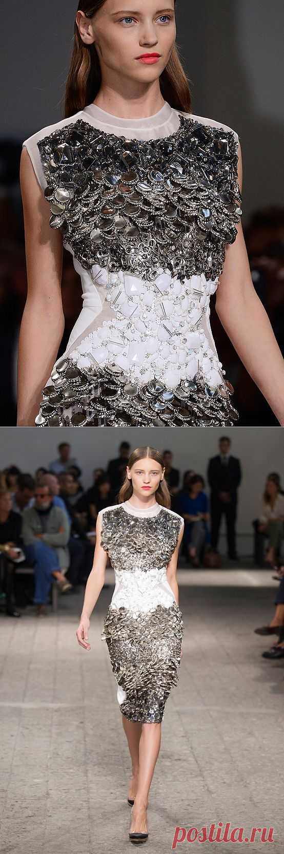 Деталь от No21 : Spring/Summer 2013 / Детали / Модный сайт о стильной переделке одежды и интерьера