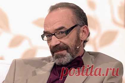Актер из фильма «Приключения Электроника» рассказал о впечатлении от Парижа. Российский и советский актер Владимир Торсуев, который получил известность после фильма «Приключения Электроника», рассказал, какое впечатление на него произвел Париж. Своим мнением артист поделился с изданием «Москвич Mag». Во время разговора актер высказался о разных городах, отметив, что ему очень понравилась Прага.