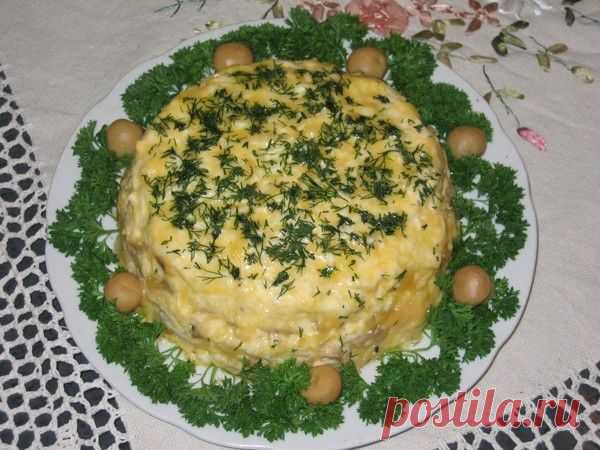 Тёплый салат с шампиньонами.